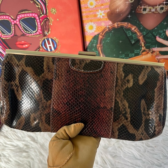 Snake skin Party Clutch - Picture 8 of 9